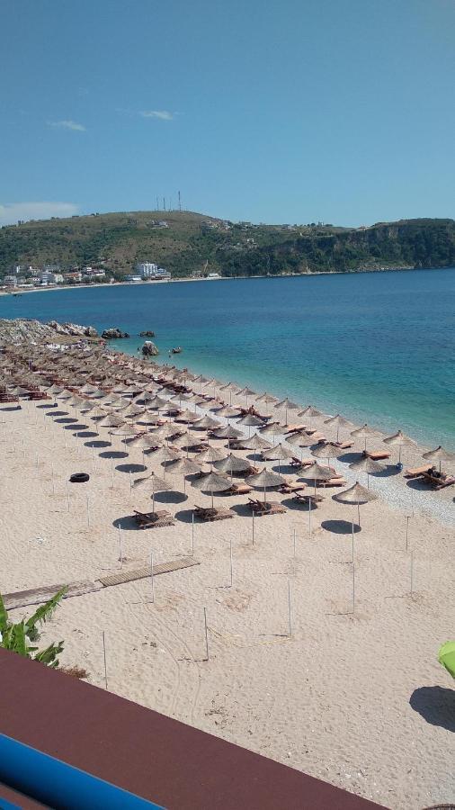 Nadim Rooms Himare Bagian luar foto