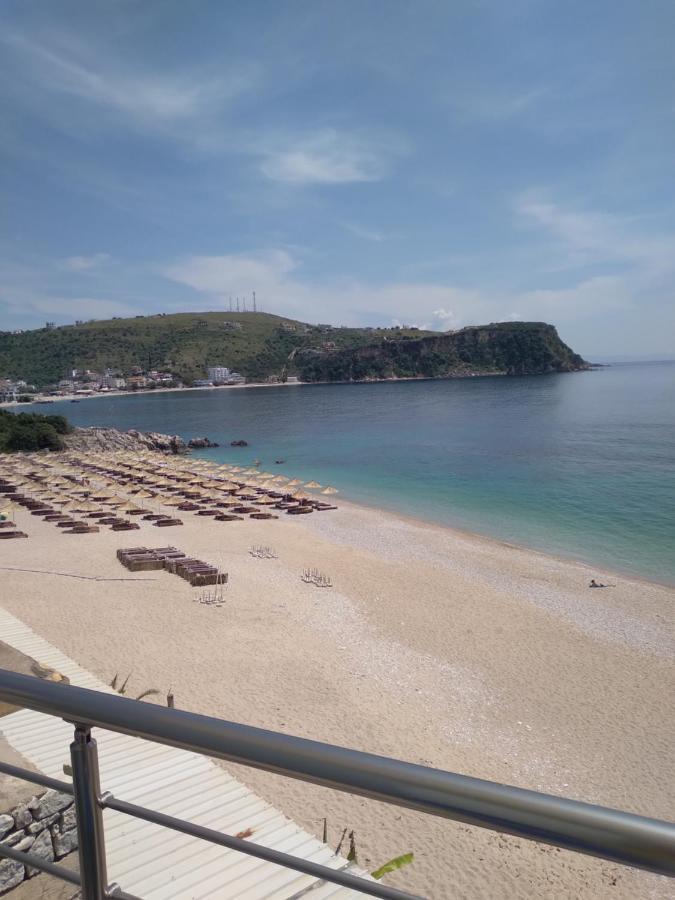 Nadim Rooms Himare Bagian luar foto